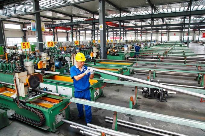 Pipa Tembaga Nikel Untuk Pendingin C30600 90/10 70/30 Ukuran Disesuaikan 12