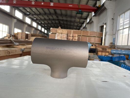 CuNi 70/30 Tembaga Nikel Mengurangi Tee Socket Weld Fitting ASME B16.5 Kelas 150 Marine Grade Pipe Fitting