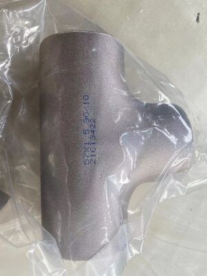 Tembaga Nikel 70/30 Reducing Tee BW Fitting ASME B16.5 Cl150 Pembuatan Kapal Anti Korosi